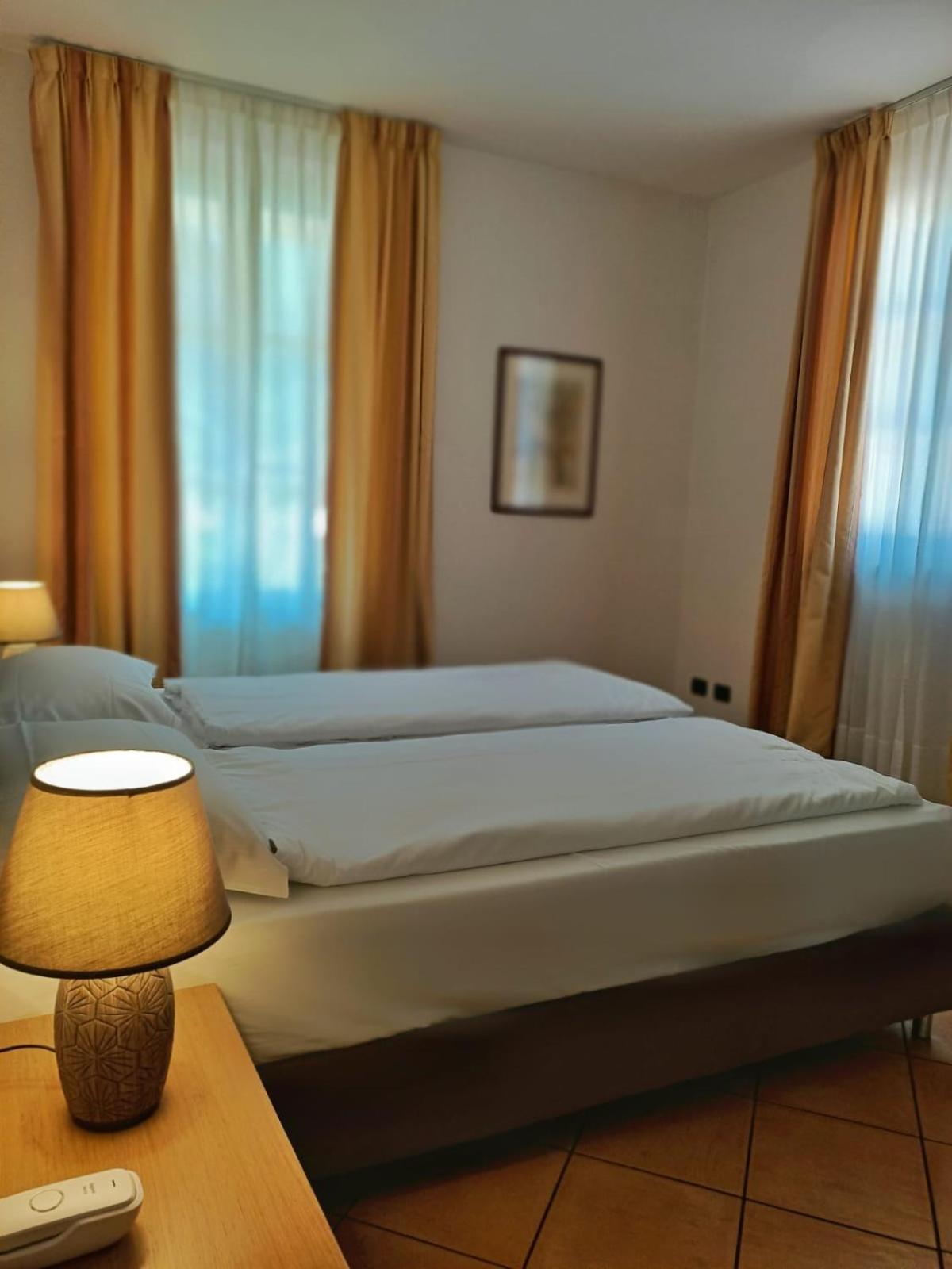 Aquazzurra Resort & Aparthotel Cannobio Eksteriør billede