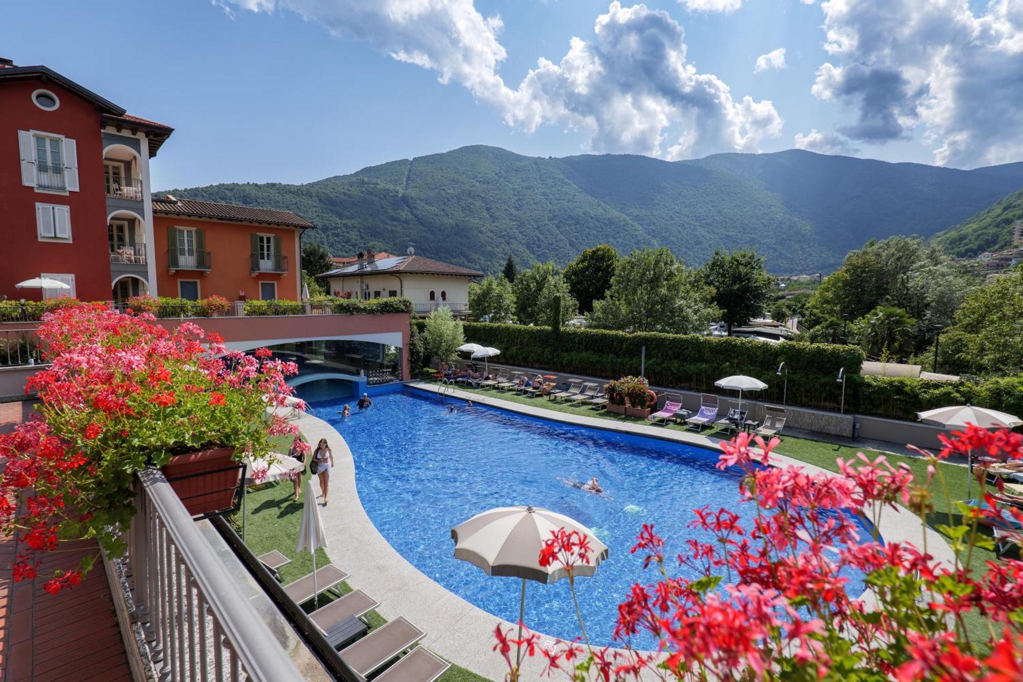 Aquazzurra Resort & Aparthotel Cannobio Eksteriør billede